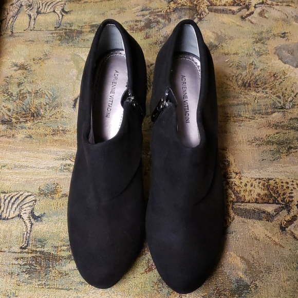 Adrienne Vittadini - Picture 1 of 6